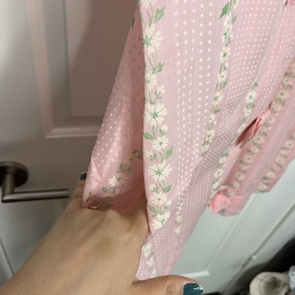 VTG 60s-70s Coat House Dress Women Large Pink White Daisies Robe Mrs Maisel - Picture 8 of 10